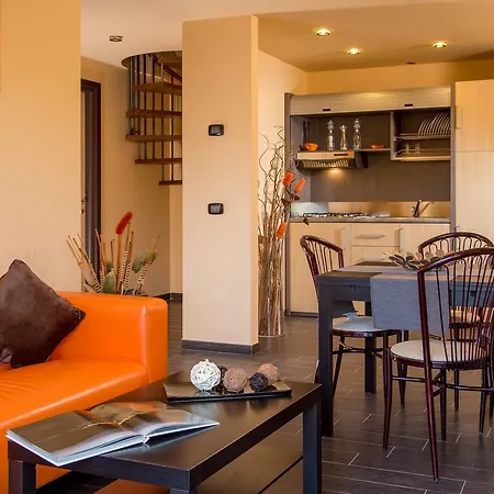 Aparthotel Poggio Degli Ulivi *